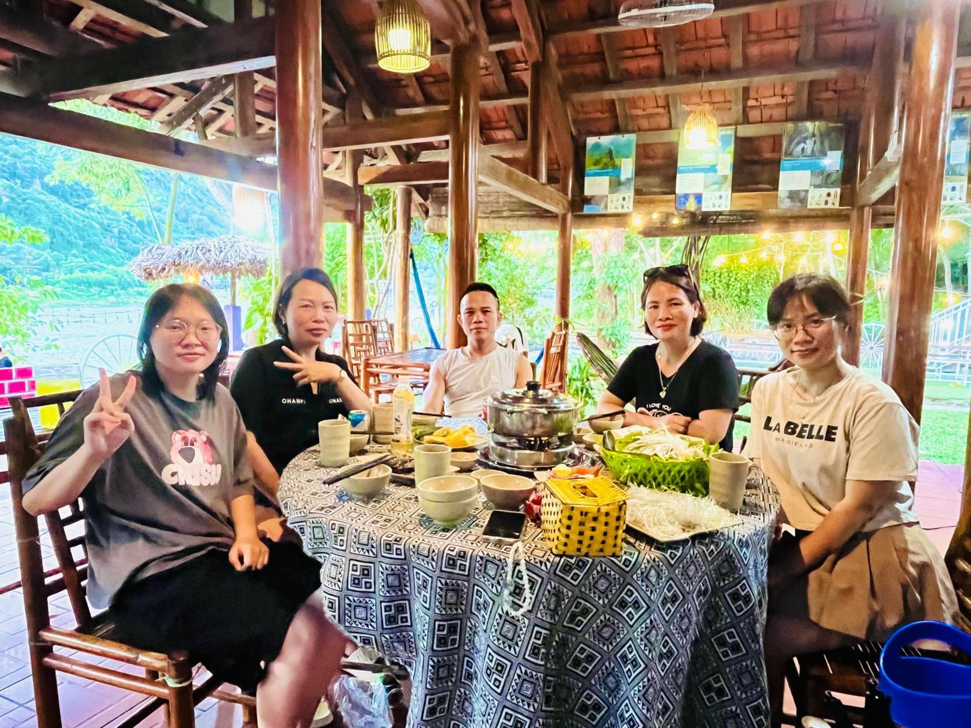 Son River House 퐁냐 외부 사진